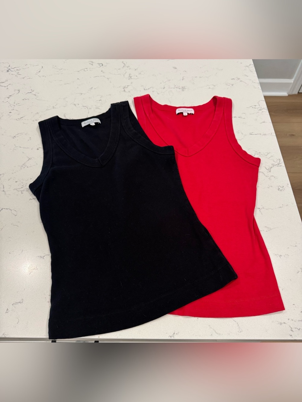 Set of 2 Michael Stars V-Neck 100% Cotton Tank Tops - Black & Red | Small